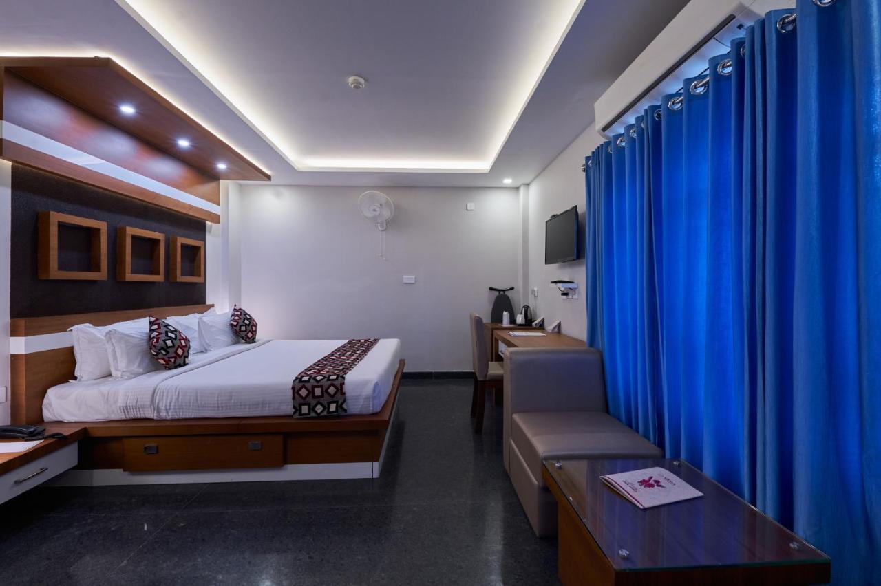 Vidya Residency Hotel Thrissur Eksteriør billede